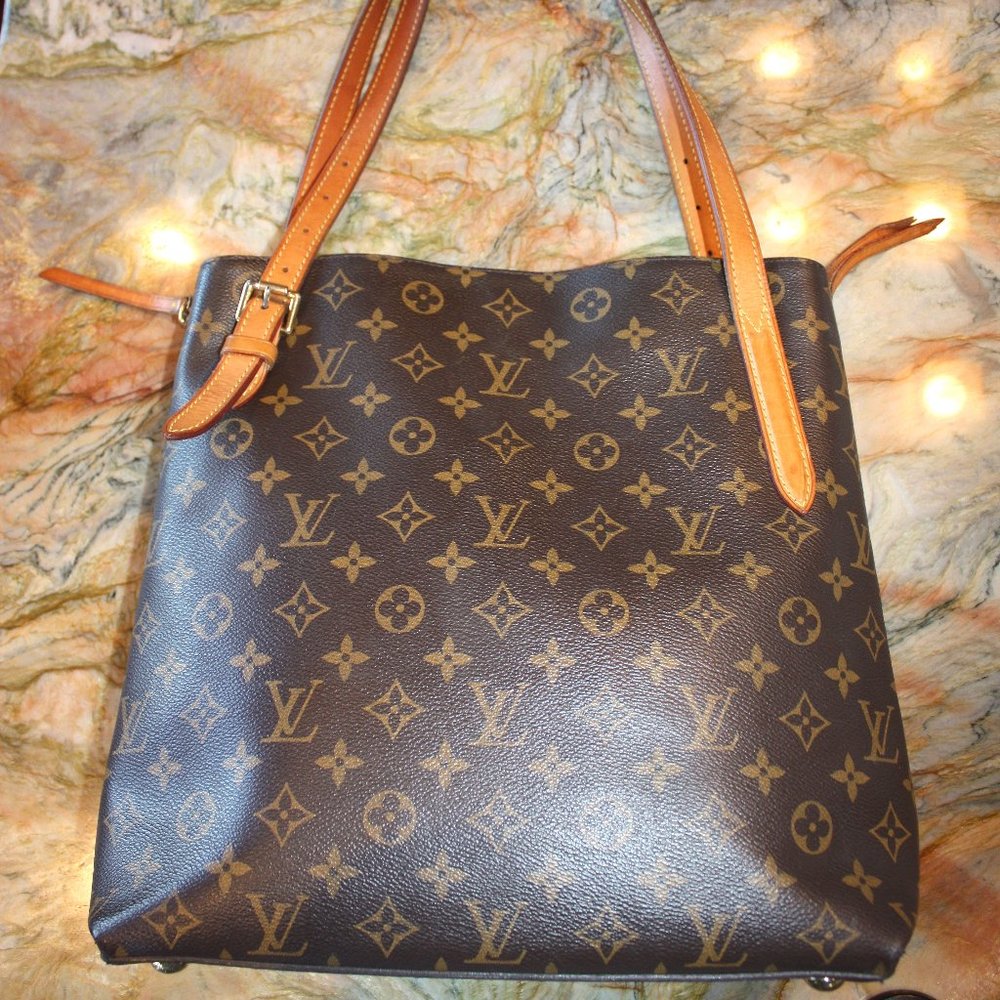 Authentic 2014 LOUIS VUITTON $1,810 Voltaire Bag Tote Purse Monogram Leather
